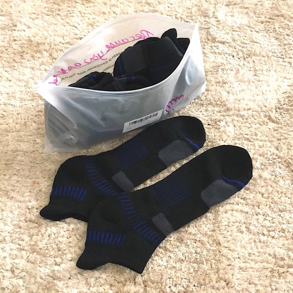 Set of 5 pairs ankle socks NWT - Picture 1 of 2